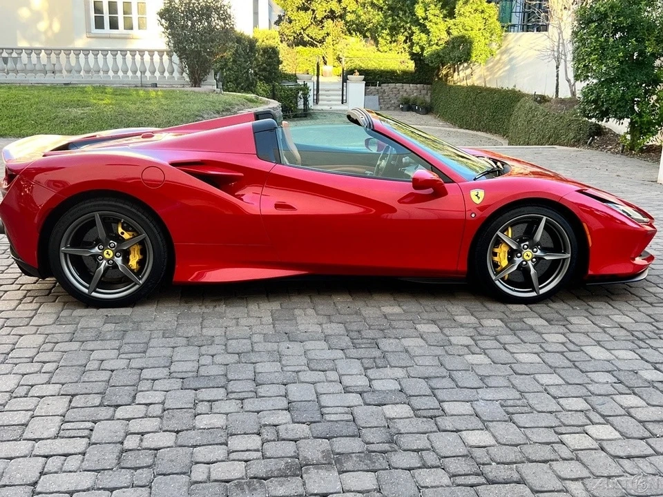 2021 Ferrari F8 Spider - Image 4 of 21
