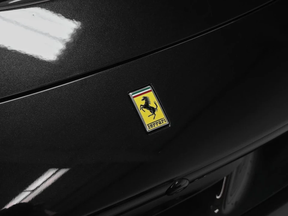 2021 Ferrari F8 Spider - Image 7 of 31
