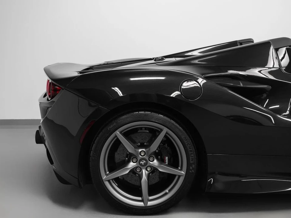 2021 Ferrari F8 Spider - Image 31 of 31