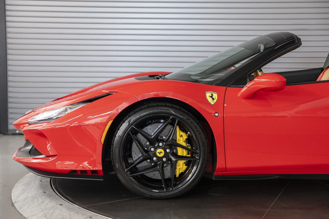 2021 Ferrari F8 Spider - Image 14 of 31