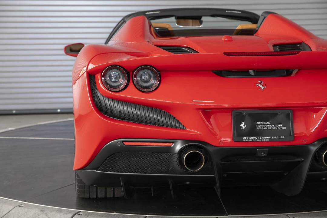 2021 Ferrari F8 Spider - Image 18 of 31