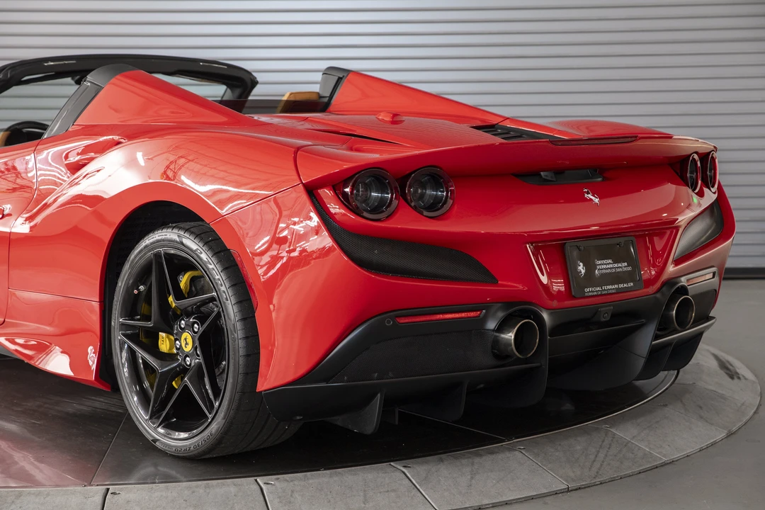 2021 Ferrari F8 Spider - Image 17 of 31