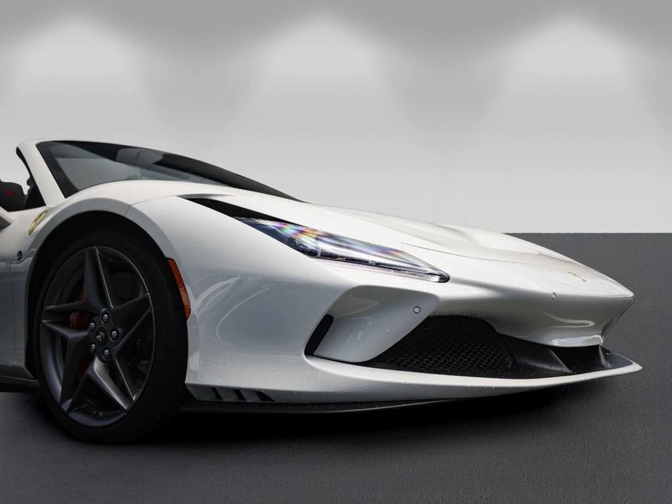 2021 Ferrari F8 Spider - Image 11 of 31
