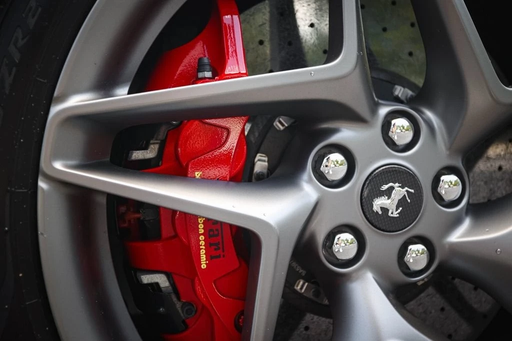 2021 Ferrari F8 Spider - Image 15 of 31