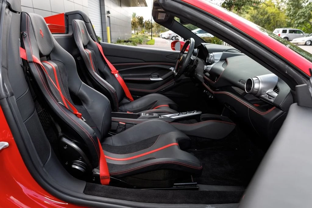 2021 Ferrari F8 Spider - Image 11 of 31