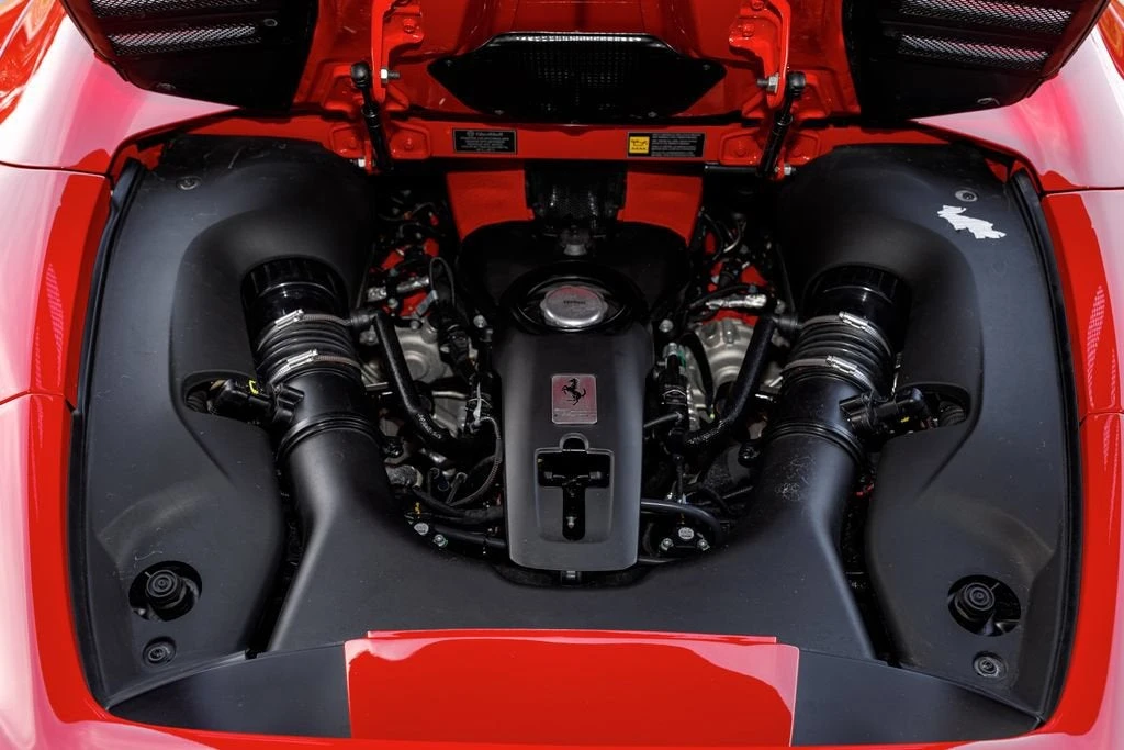 2021 Ferrari F8 Spider - Image 17 of 31