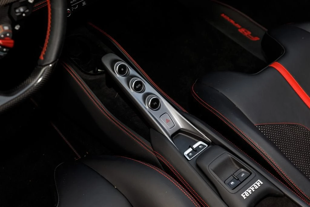 2021 Ferrari F8 Spider - Image 30 of 31