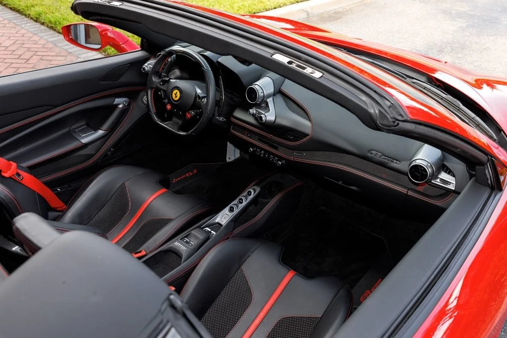 2021 Ferrari F8 Spider - Image 15 of 31