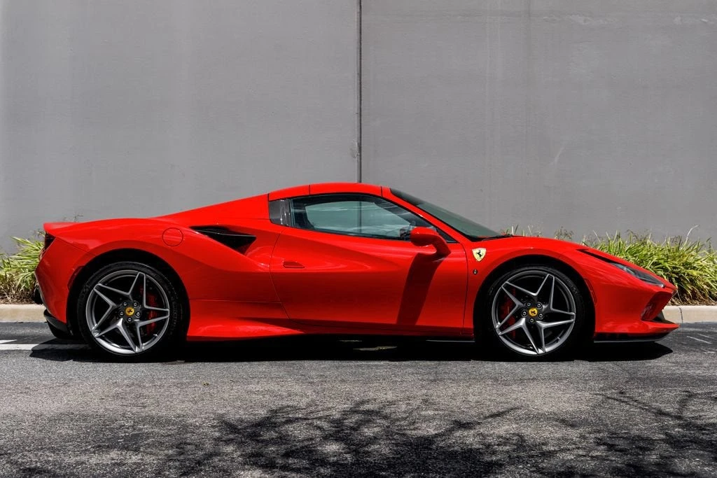 2021 Ferrari F8 Spider - Image 5 of 31
