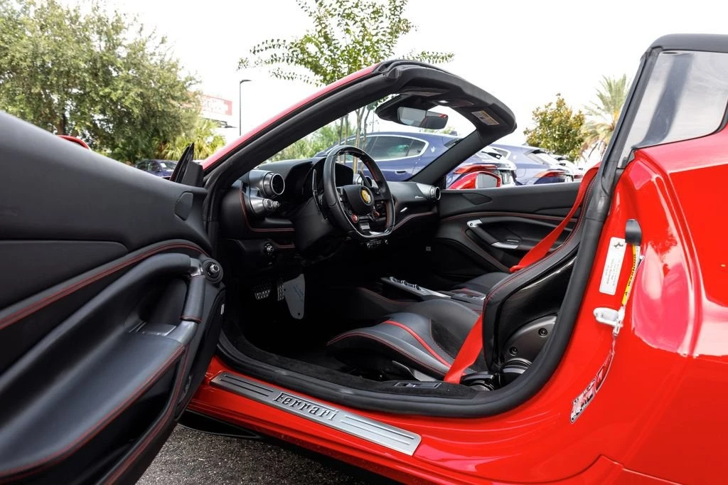2021 Ferrari F8 Spider - Image 26 of 31