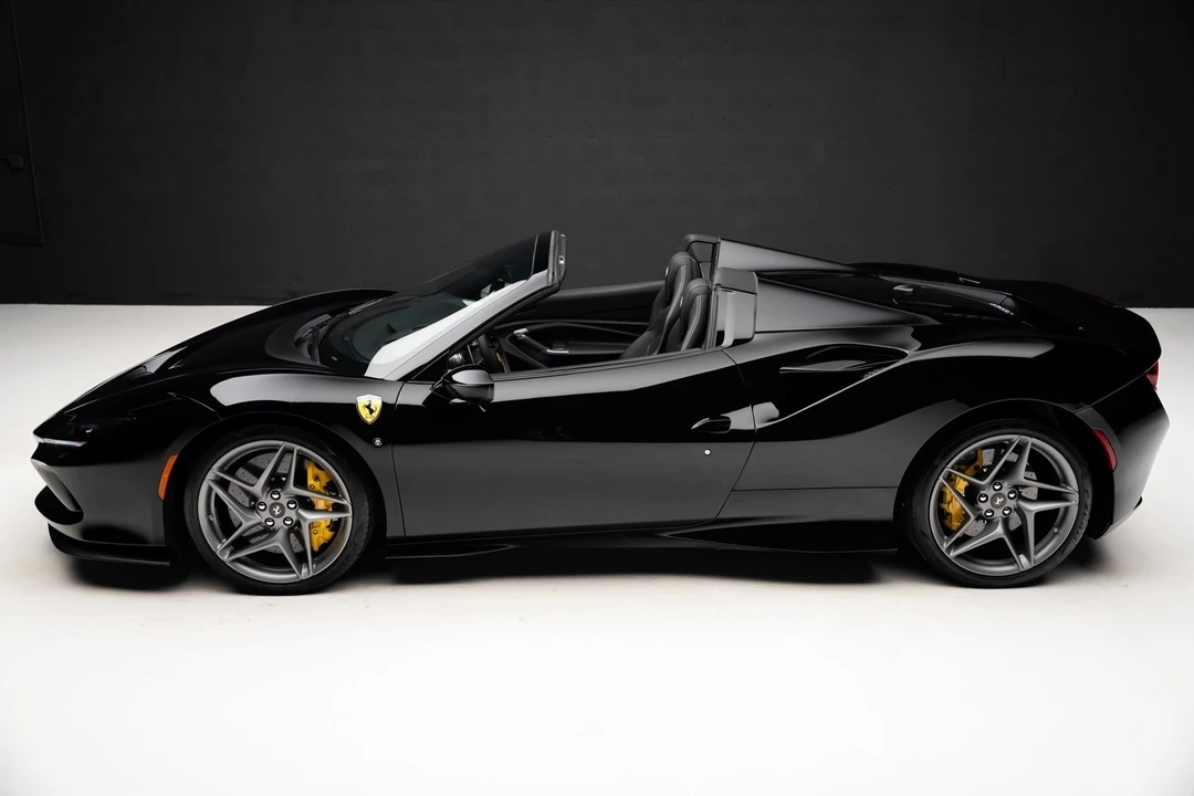 2021 Ferrari F8 Spider - Image 18 of 21
