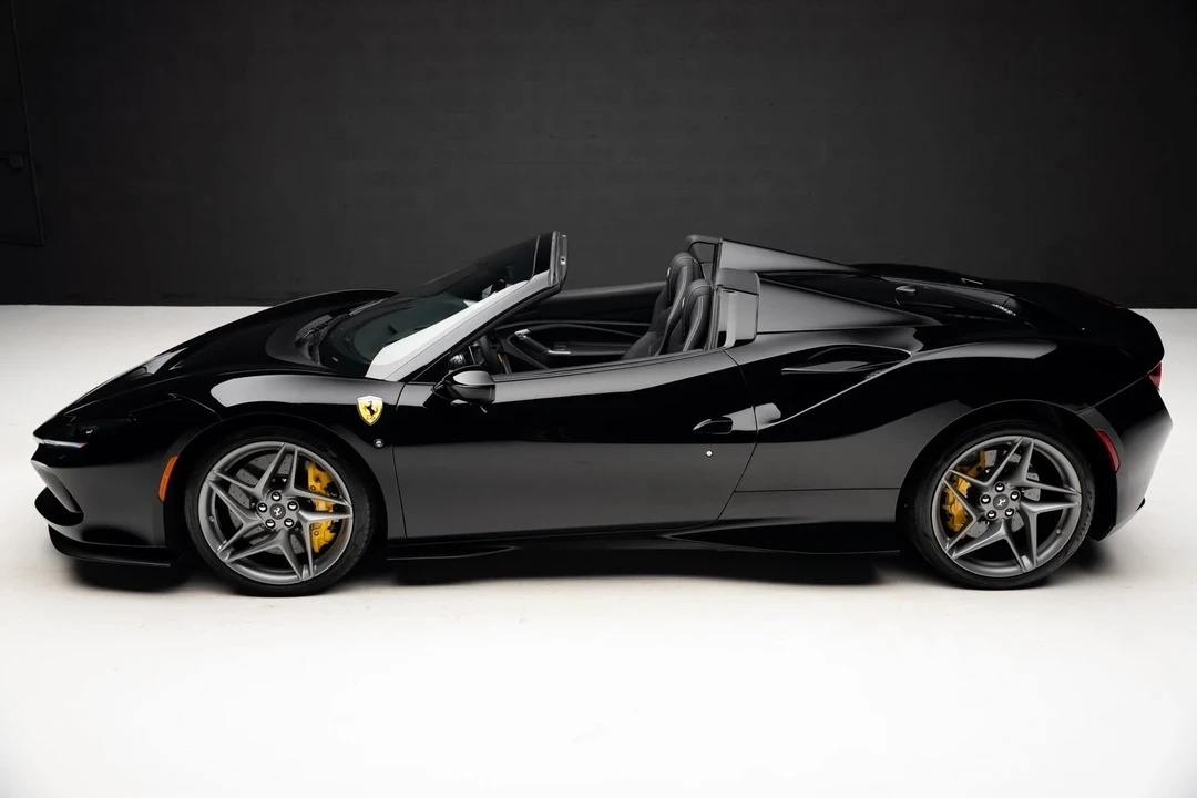 2021 Ferrari F8 Spider - Image 18 of 21