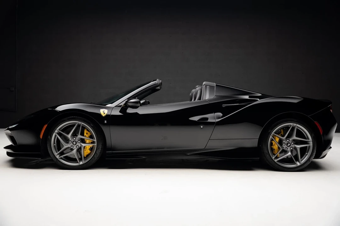 2021 Ferrari F8 Spider - Image 19 of 21