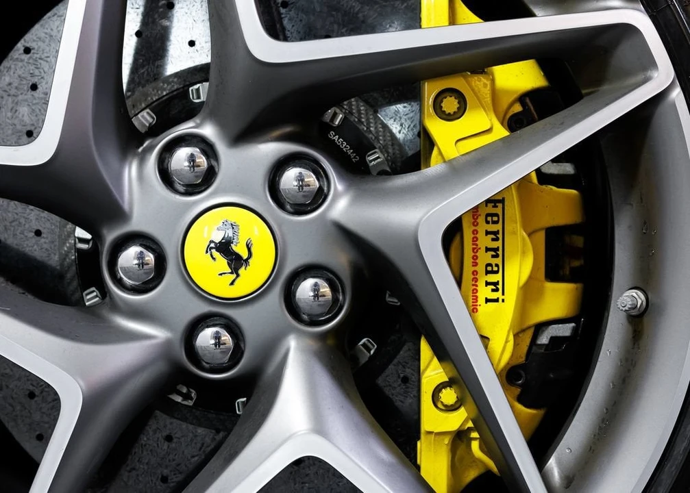 2021 Ferrari F8 Spider - Image 31 of 31