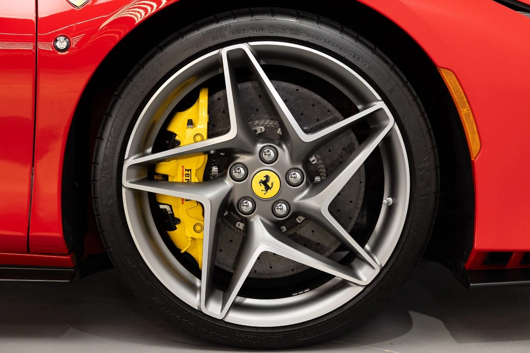 2021 Ferrari F8 Spider - Image 23 of 31