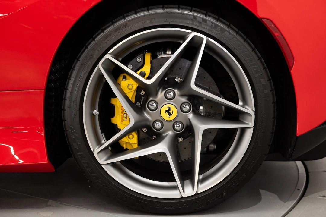 2021 Ferrari F8 Spider - Image 22 of 31