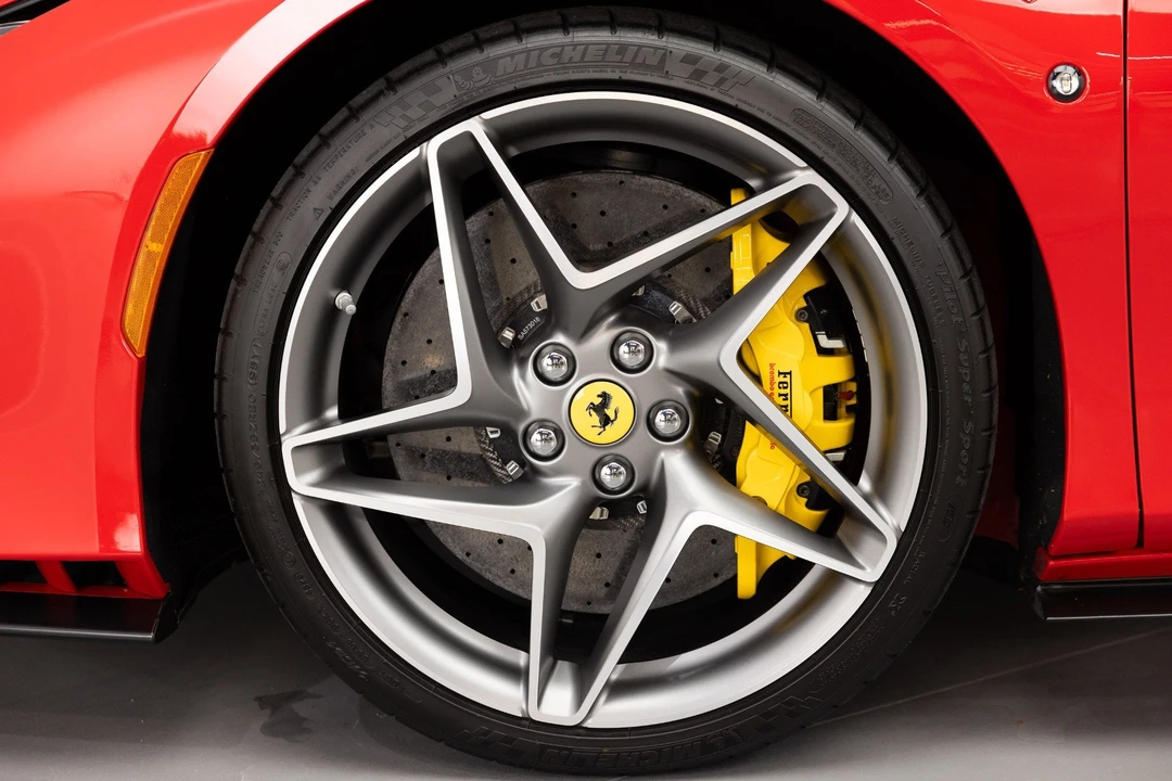 2021 Ferrari F8 Spider - Image 21 of 31