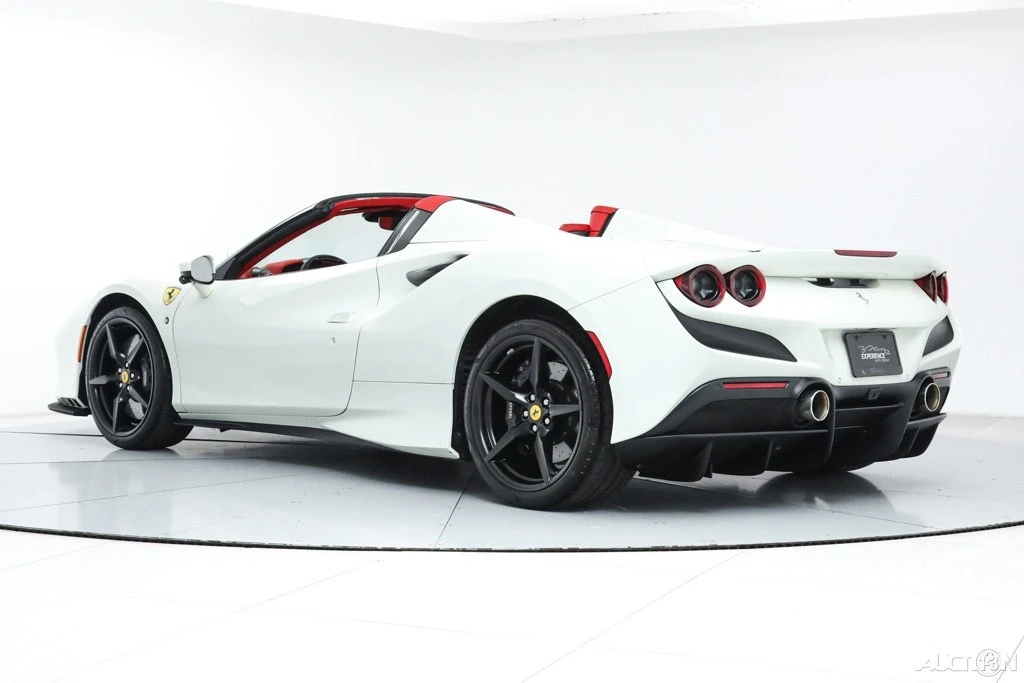 2021 Ferrari F8 Spider - Image 8 of 21