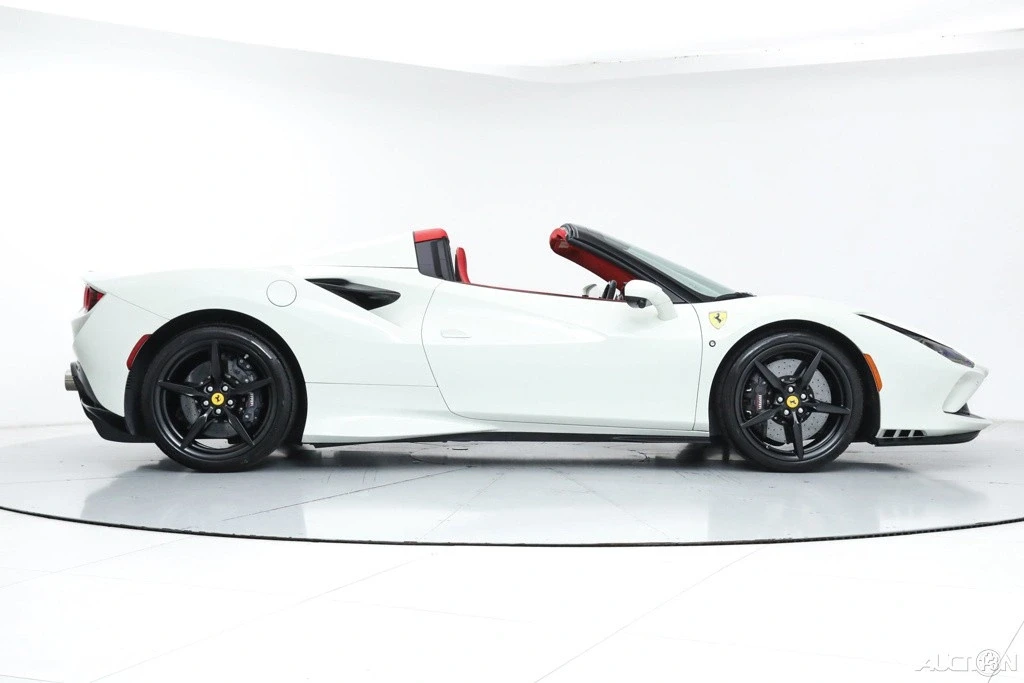 2021 Ferrari F8 Spider - Image 9 of 21