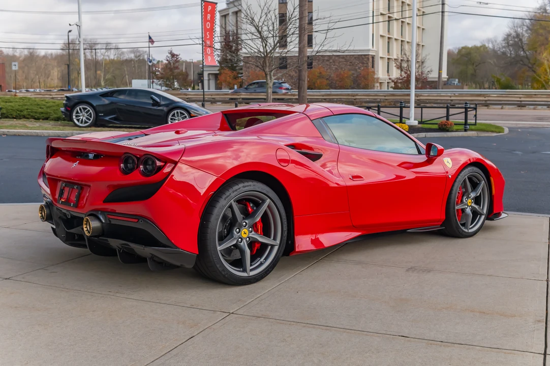2021 Ferrari F8 Spider - Image 17 of 31