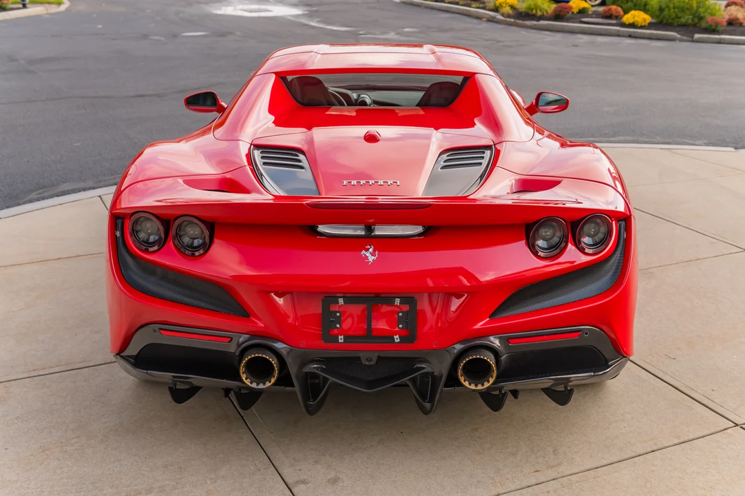 2021 Ferrari F8 Spider - Image 20 of 31