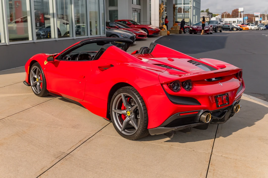 2021 Ferrari F8 Spider - Image 9 of 31