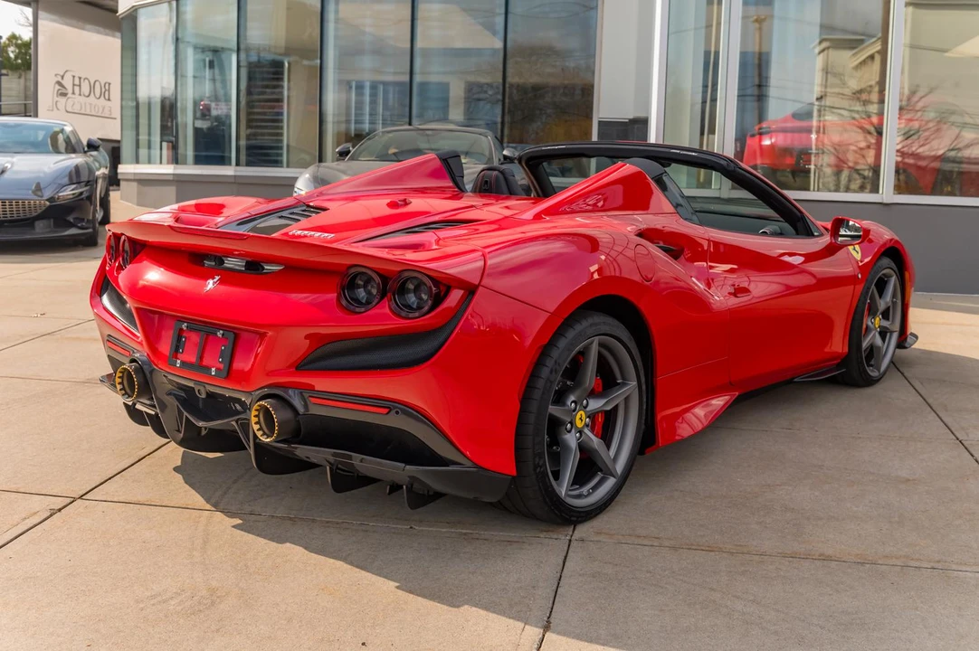 2021 Ferrari F8 Spider - Image 6 of 31