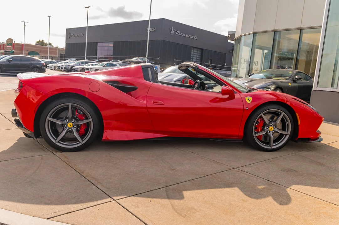 2021 Ferrari F8 Spider - Image 5 of 31
