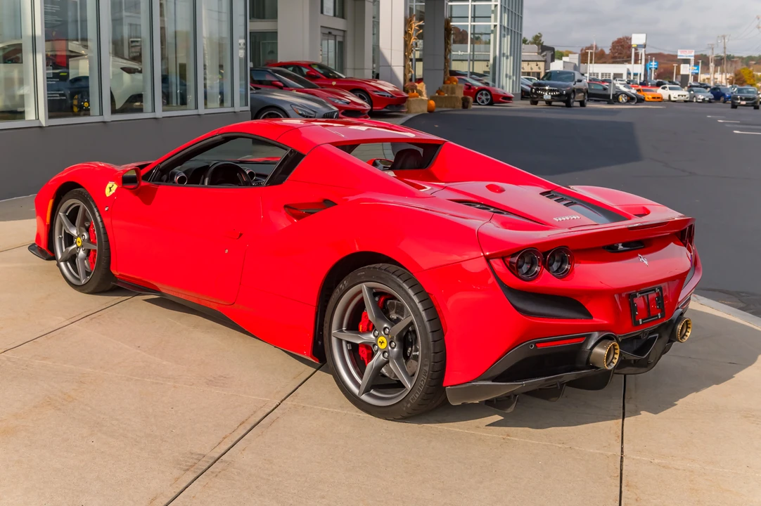 2021 Ferrari F8 Spider - Image 21 of 31