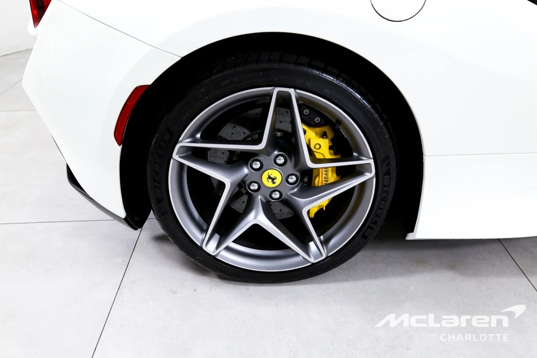 2021 Ferrari F8 Spider - Image 29 of 31
