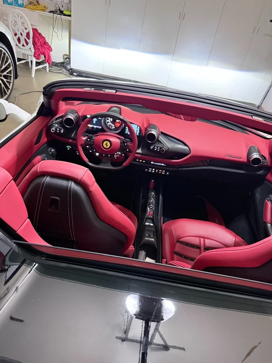 2021 Ferrari F8 Spider - Image 12 of 19