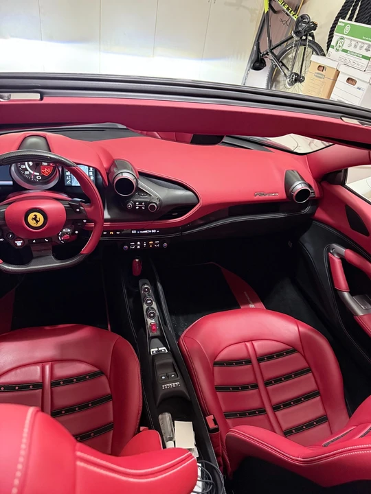 2021 Ferrari F8 Spider - Image 14 of 19