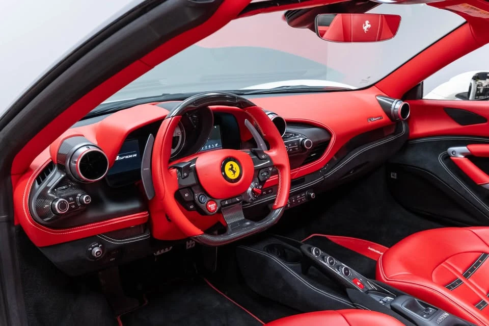 2021 Ferrari F8 Spider - Image 5 of 16
