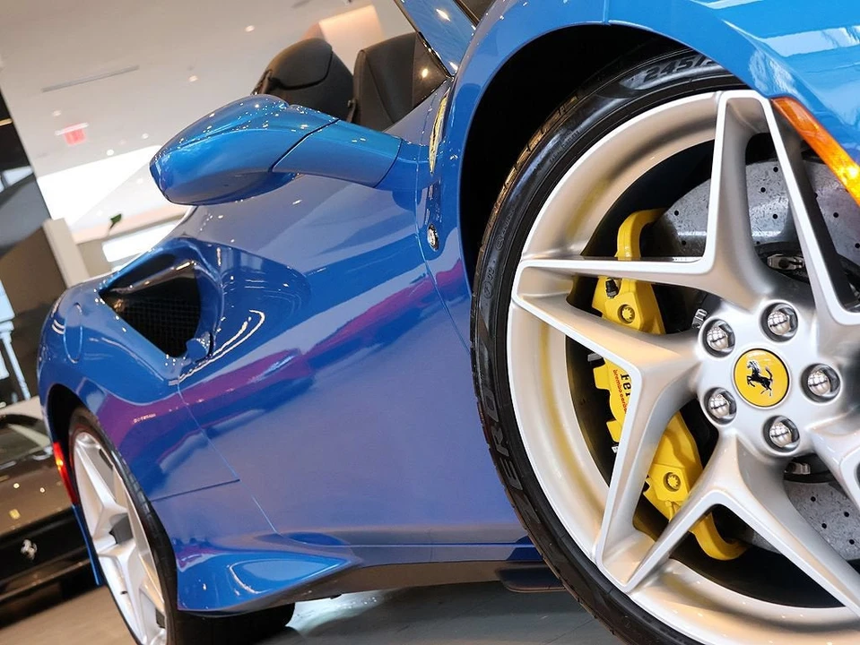 2021 Ferrari F8 Spider - Image 12 of 31