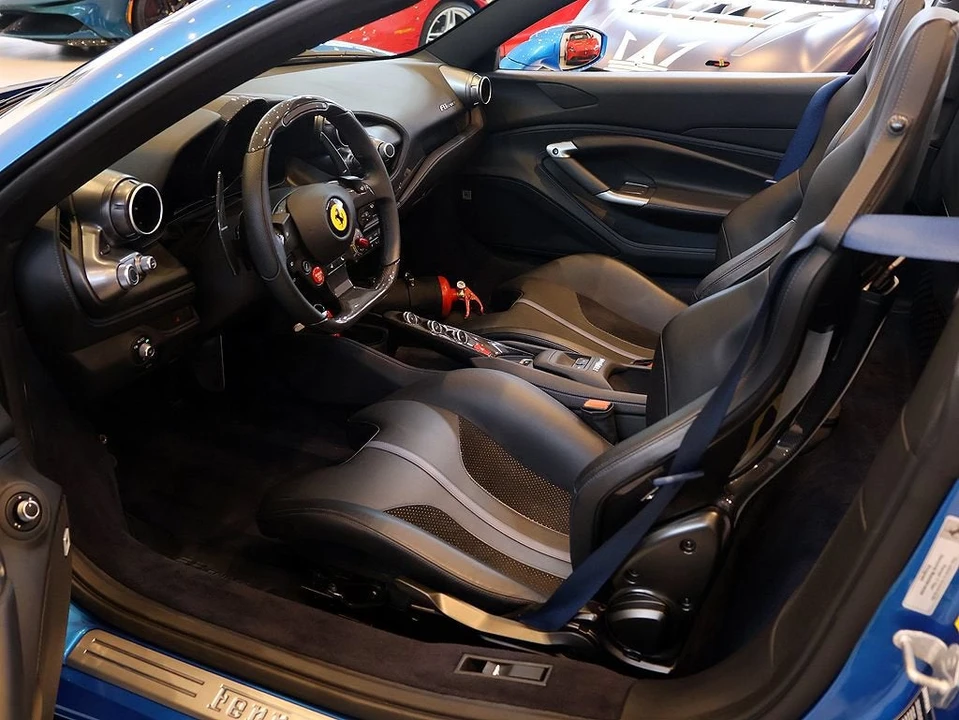 2021 Ferrari F8 Spider - Image 4 of 31