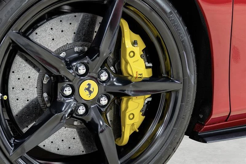 2021 Ferrari F8 Spider - Image 13 of 31