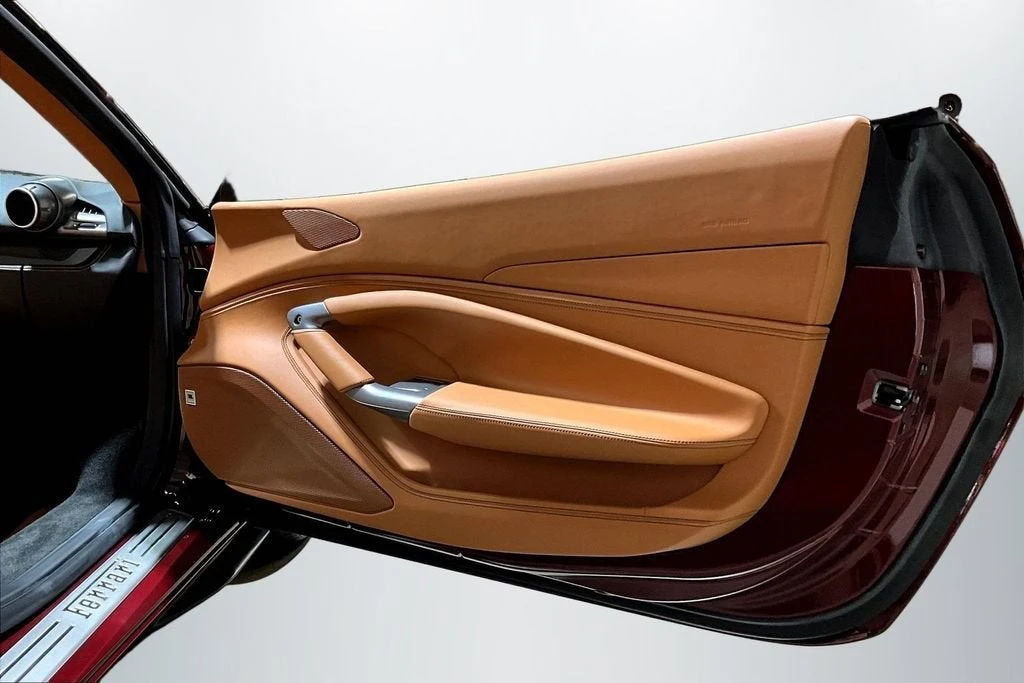 2021 Ferrari F8 Spider - Image 22 of 30
