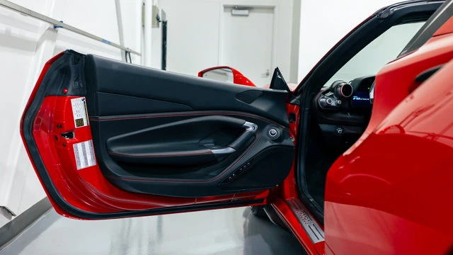 2021 Ferrari F8 Spider - Image 11 of 16