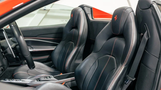 2021 Ferrari F8 Spider - Image 5 of 16