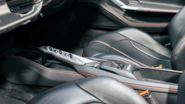 2021 Ferrari F8 Spider - Image 8 of 16