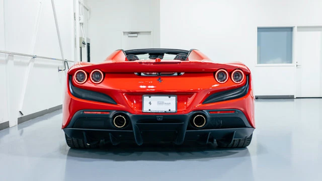 2021 Ferrari F8 Spider - Image 15 of 16