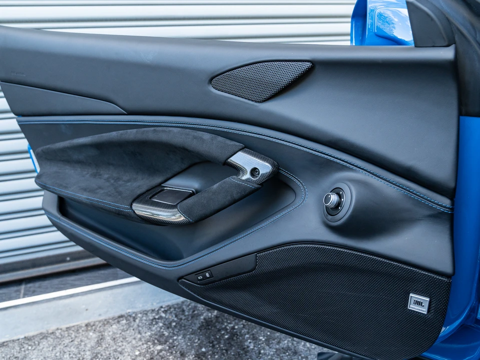 2021 Ferrari F8 Spider - Image 25 of 31