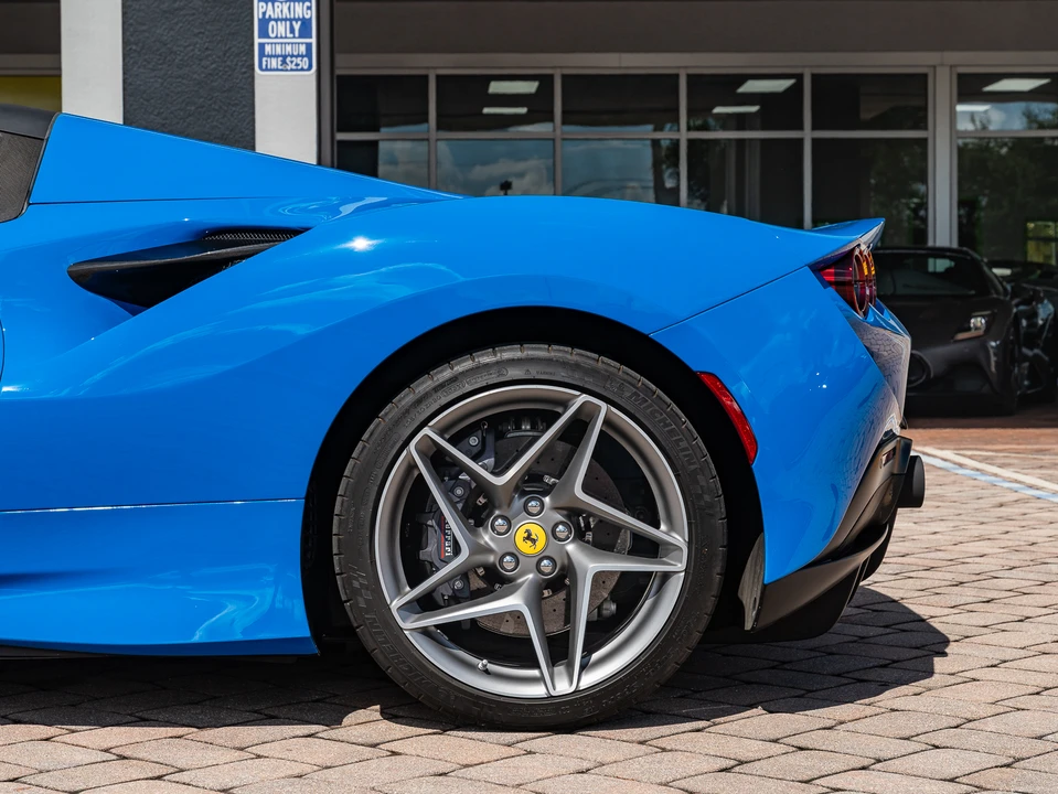 2021 Ferrari F8 Spider - Image 19 of 31
