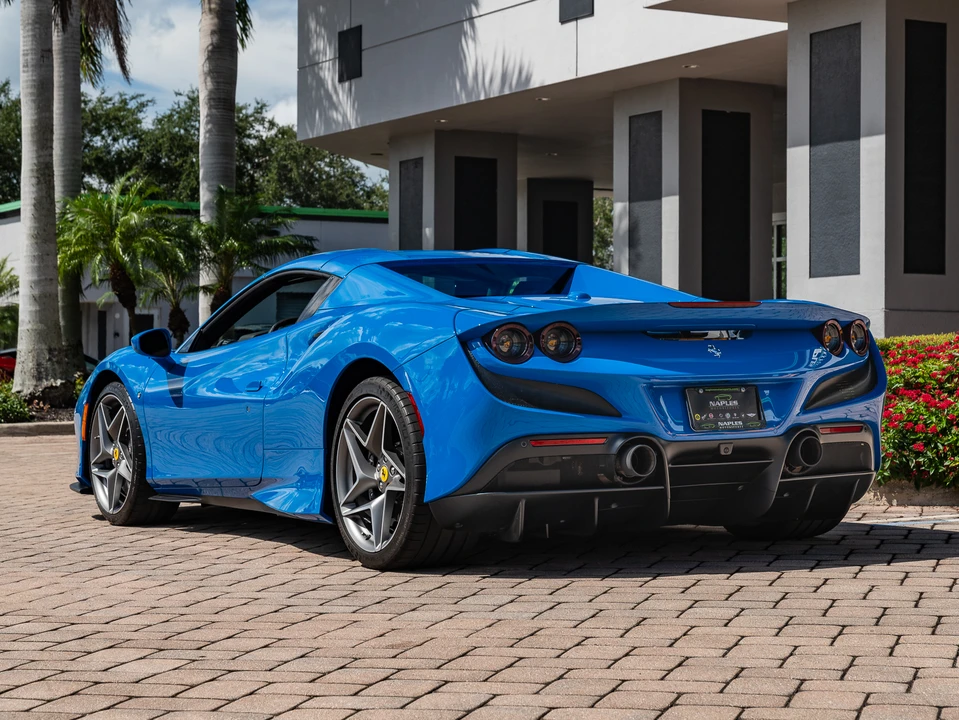 2021 Ferrari F8 Spider - Image 14 of 31