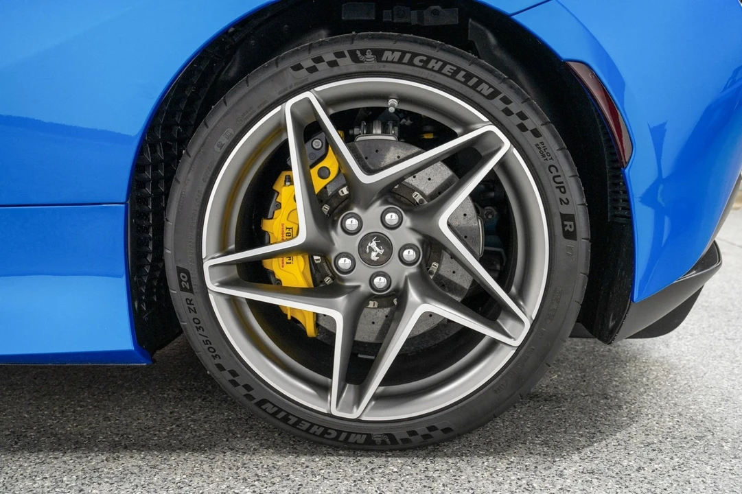 2021 Ferrari F8 Spider - Image 10 of 21