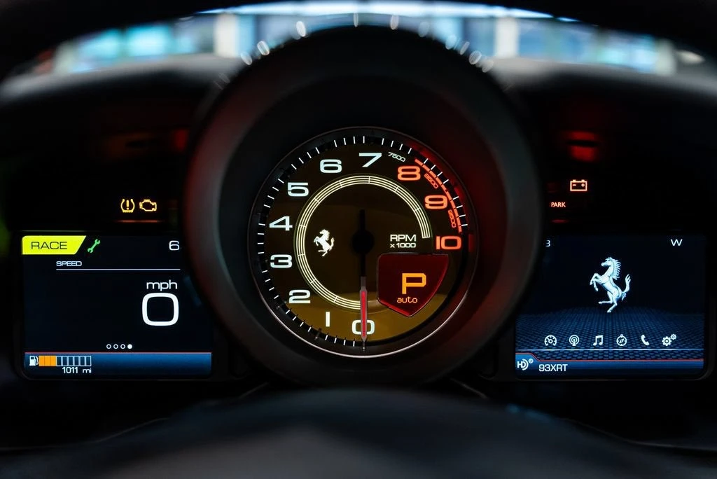2021 Ferrari F8 Spider - Image 28 of 31