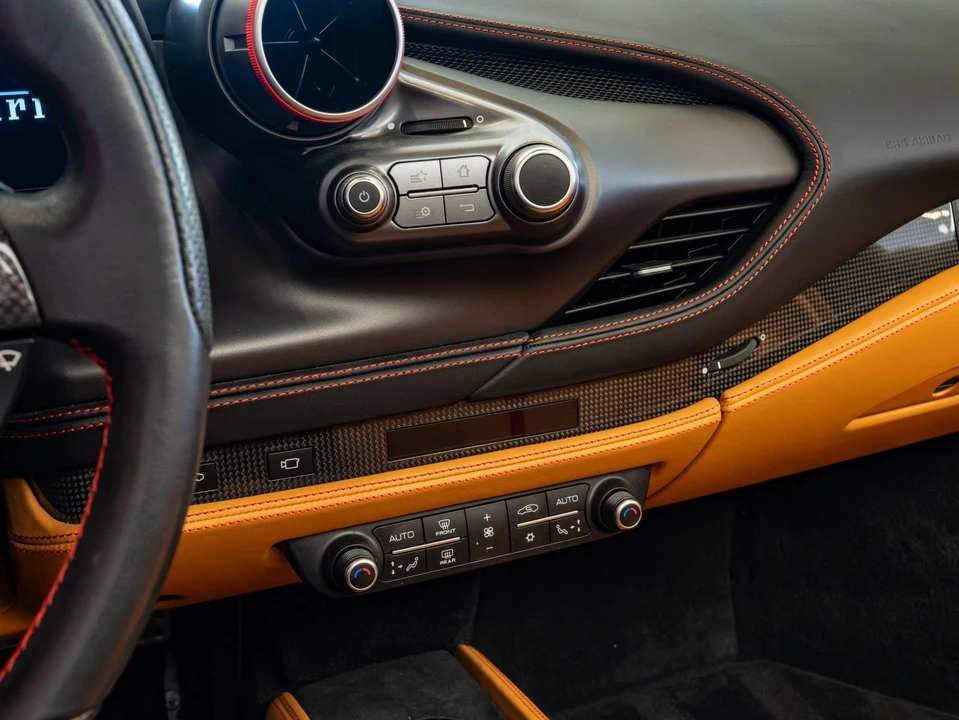 2021 Ferrari F8 Spider - Image 14 of 31