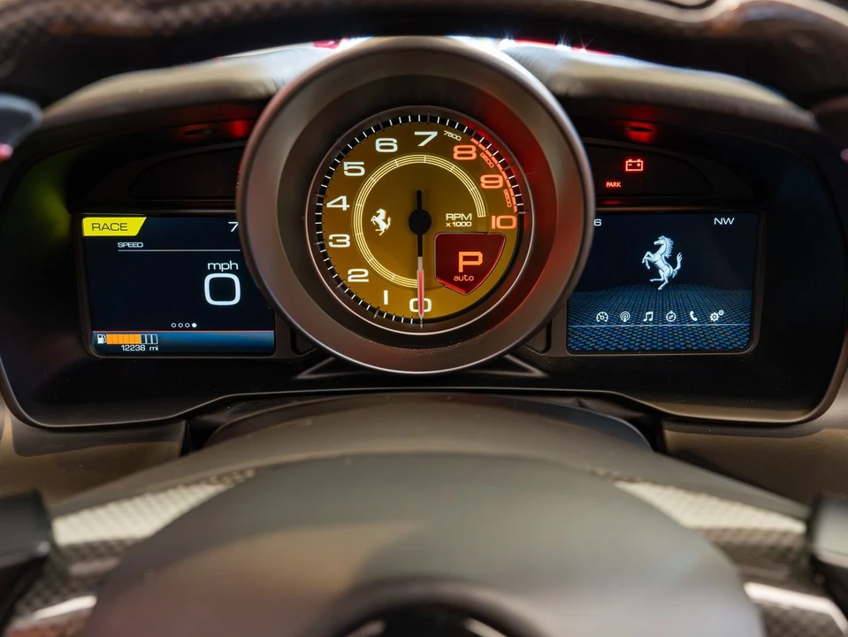 2021 Ferrari F8 Spider - Image 13 of 31