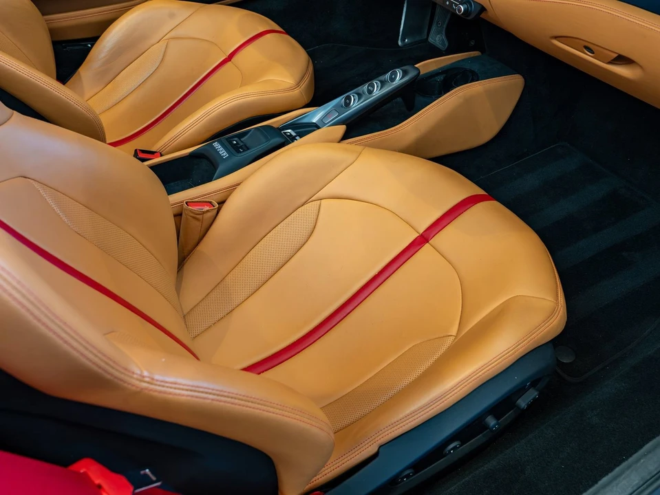 2021 Ferrari F8 Spider - Image 20 of 31