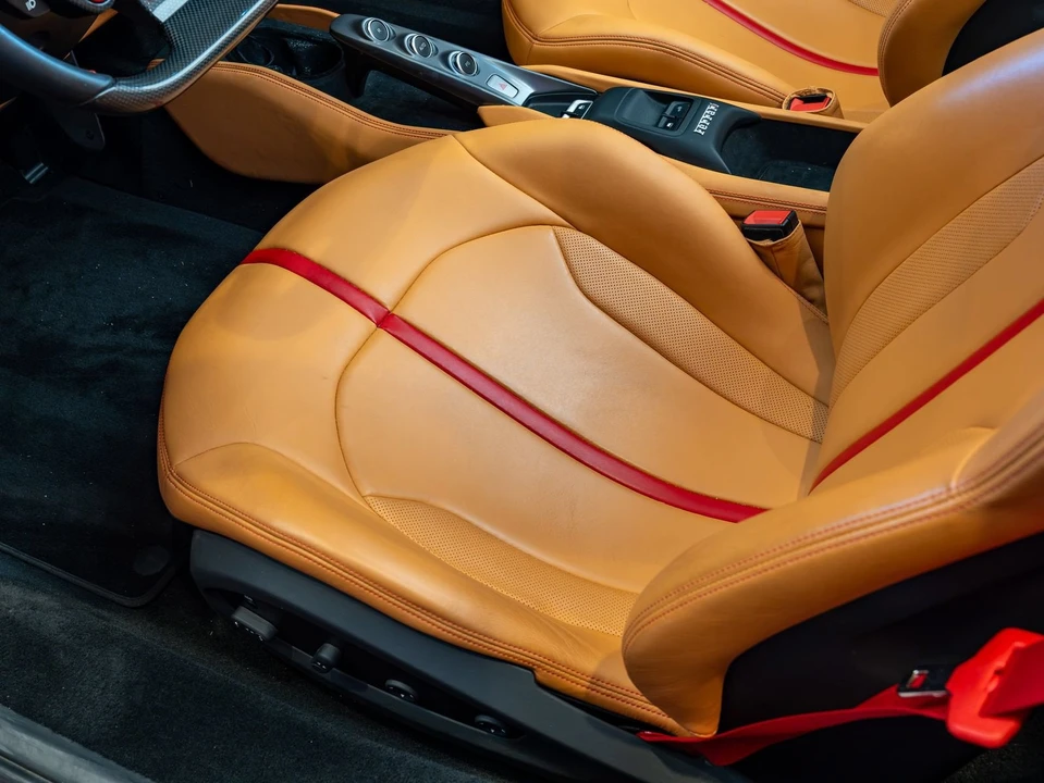 2021 Ferrari F8 Spider - Image 12 of 31